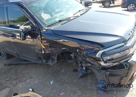 2024 Ford Expedition Limited z USA, uszkodzony, nr VIN 1FMJU1K82REA30713